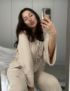 624950820: Chica busca chico en Madrid