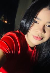 672144982: Chica busca chico en Barcelona