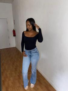 623580191: Chica busca chico en Valencia