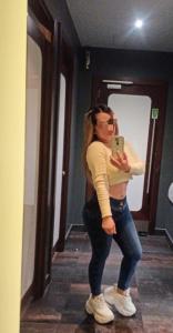 612422371: Chica busca chico en Barcelona