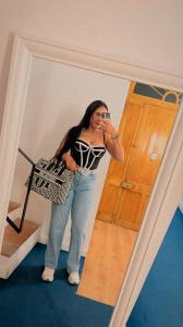 624696650: Chica busca chico en Gerona