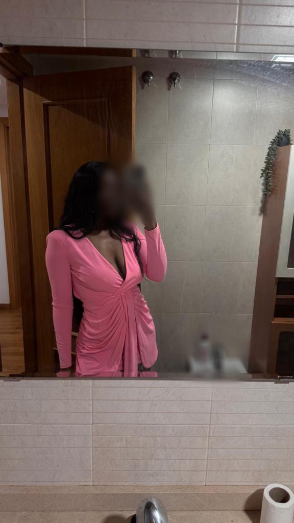 Chica busca chico en Almería: 