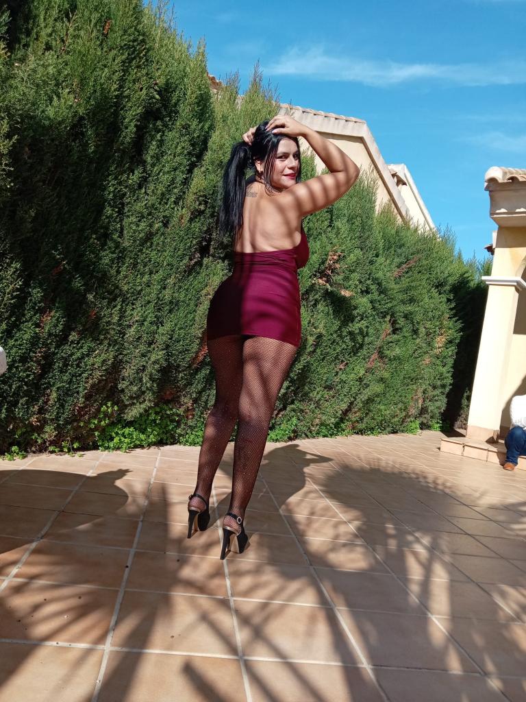 Chica busca chico en Alicante: 