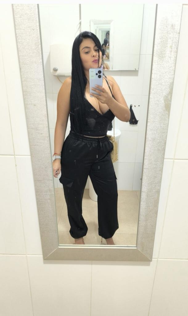 Chica busca chico en Almería: 