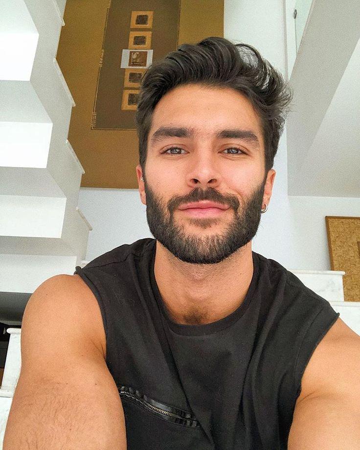 Chico busca chica en Mallorca: 