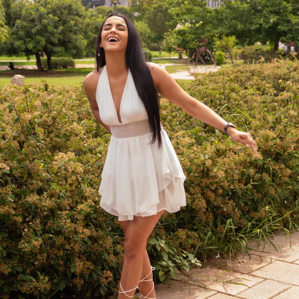 617411675: Chica busca chico en Valencia