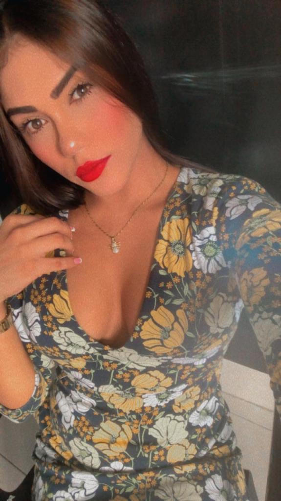 Chica busca chico en Málaga: Chica busca chico