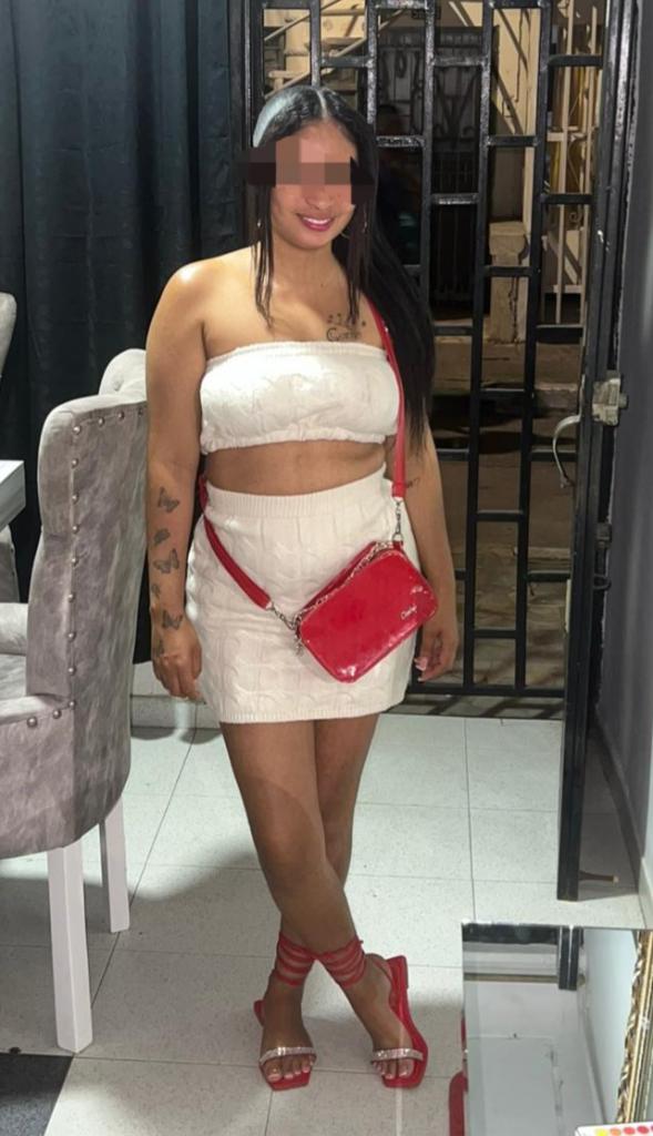 Chica busca chico en Granada: 