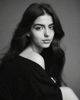 614844018: Chica busca chico en Barcelona