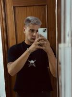 641628842: Chico busca chica en Cádiz