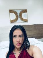 624670340: Chica busca chico en Madrid