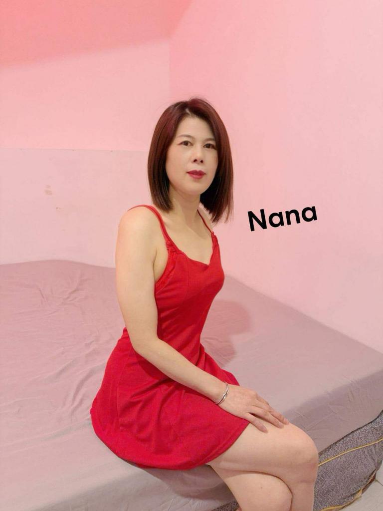 633792999: Chica busca chico en Madrid