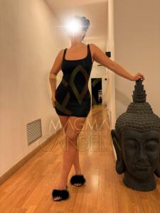 Chica busca chico en Granada: 