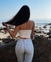 659496154: Chica busca chico en Sevilla