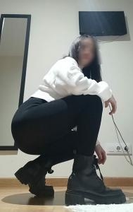 604146862: Chica busca chico en Cantabria