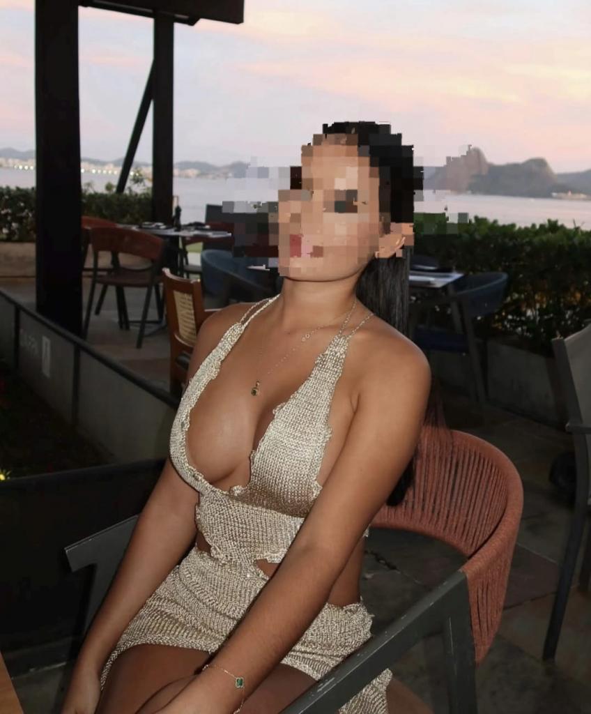 Chica busca chico en Cádiz: 