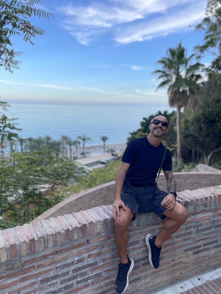 Chico busca chica en Málaga: 