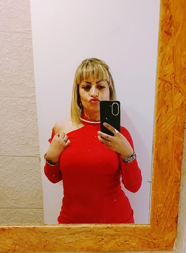 Chica busca chico en Murcia: 