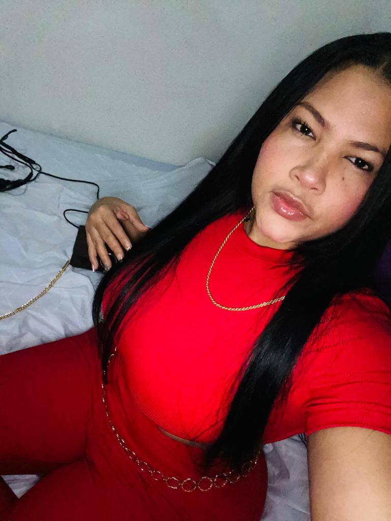 Chica busca chico en Almería: 