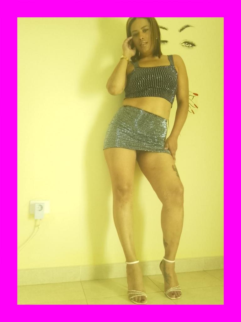 Chica busca chico en Tenerife: 