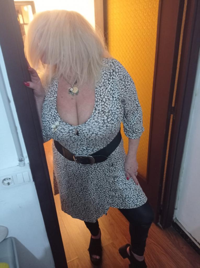 Chica busca chico en Barcelona: 