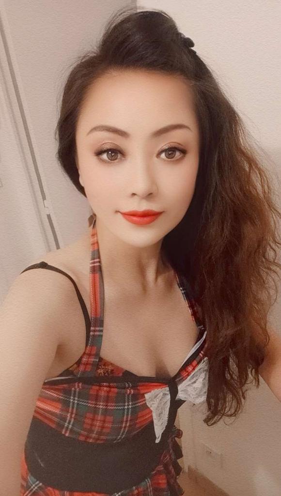 672902798: Chica busca chico en Barcelona