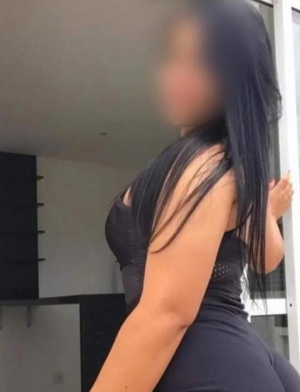 Chica busca chico en Cádiz: 