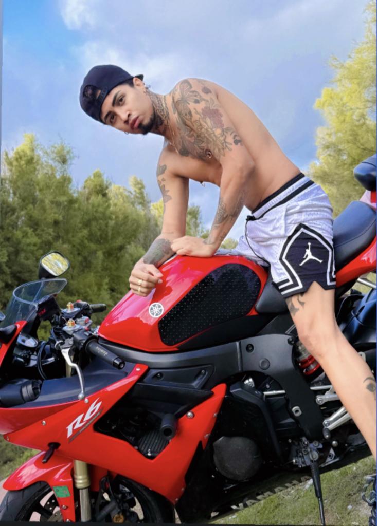 656400827: Chico busca chica en Valencia