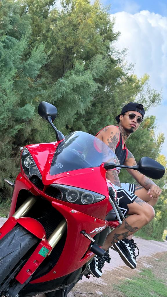 Chico busca chica en Valencia: 