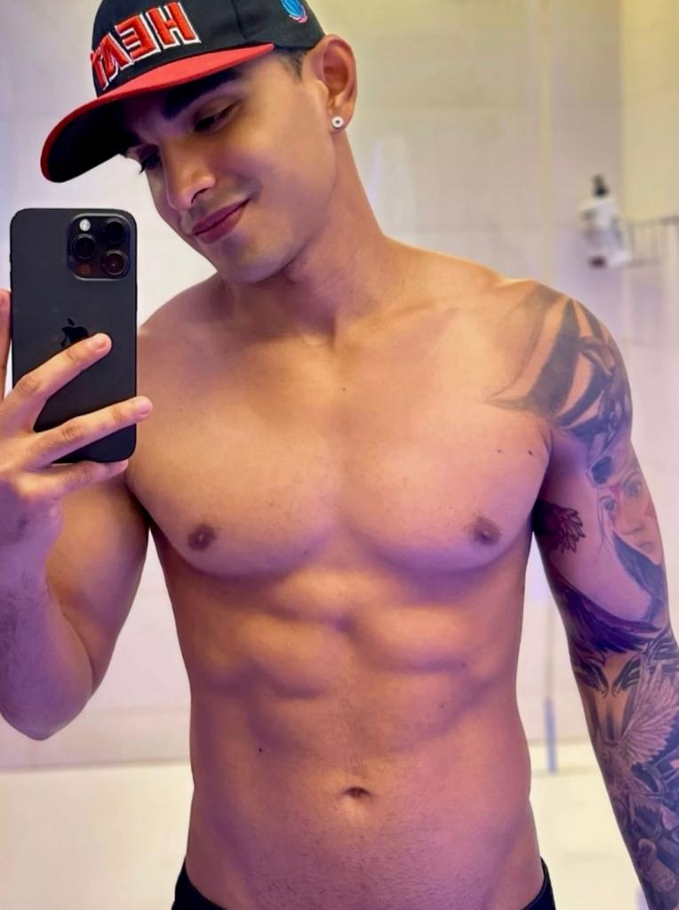 Chico busca chica en Málaga: 