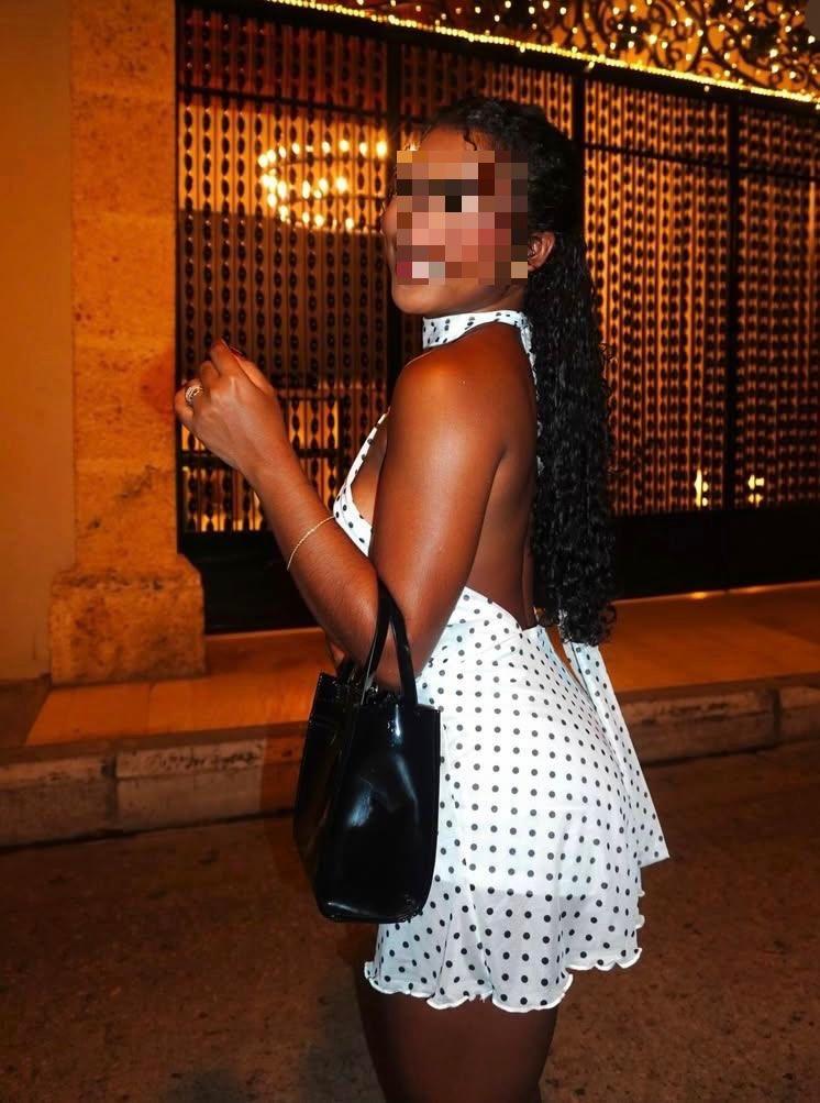 Chica busca chico en Pontevedra: 