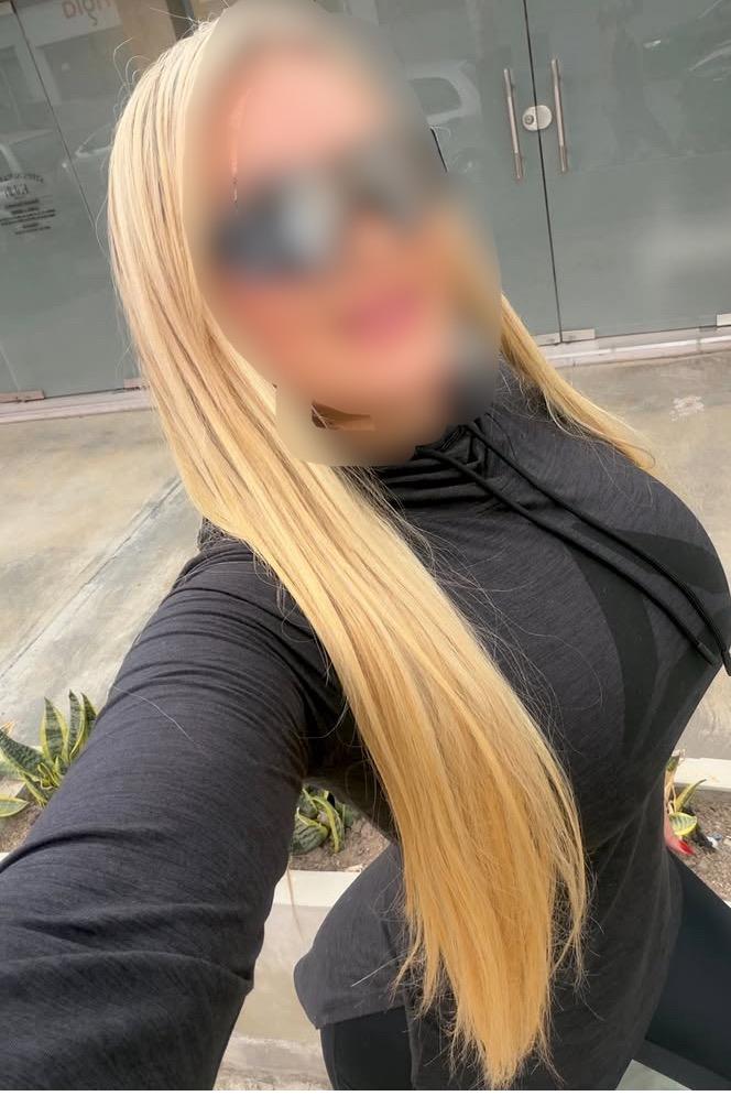 Chica busca chico en Huelva: 