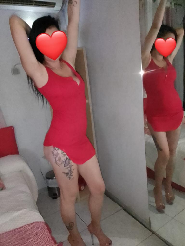 Chica busca chico en Almería: 
