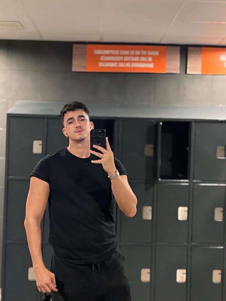 Chico busca chica en Valencia: 