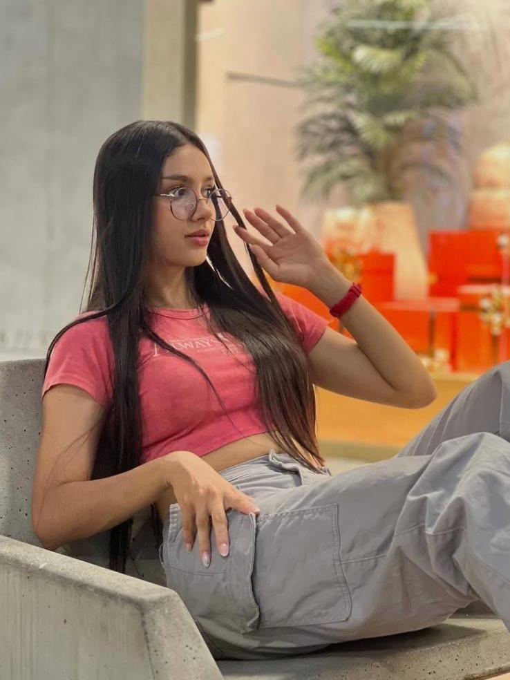 Chica busca chico en La Coruña: 