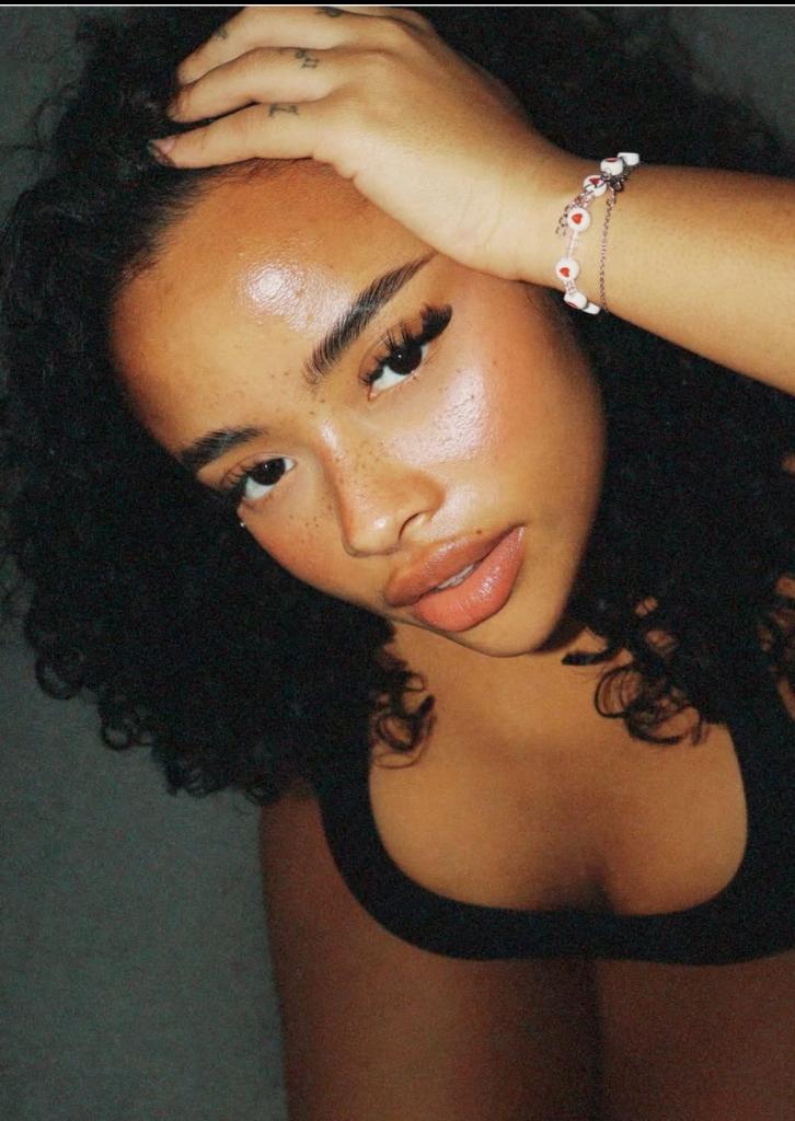 Chica busca chico en Murcia: 