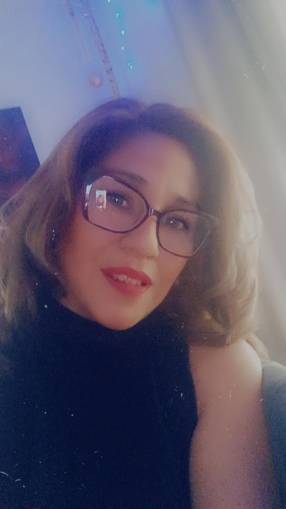 Chica busca chico en Granada: 