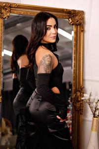 644763540: Chica busca chico en Ibiza