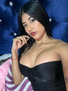 611253298: Chica busca chico en Barcelona