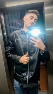 645543915: Chico busca chica en Málaga