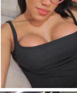 611701886: Chica busca chico en Madrid