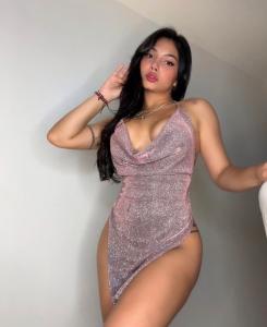 622035840: Chica busca chico en Barcelona