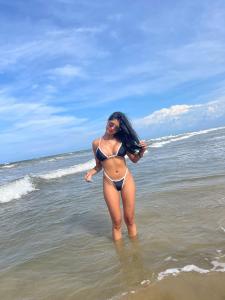 611253298: Chica busca chico en Barcelona