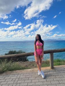 672524360: Chica busca chico en Alicante