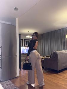 687117871: Chica busca chico en Málaga