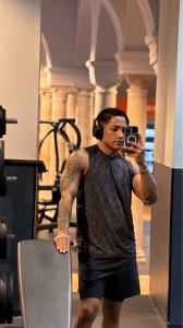 604242546: Chico busca chica en Sevilla