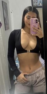 694267423: Chica busca chico en Alicante