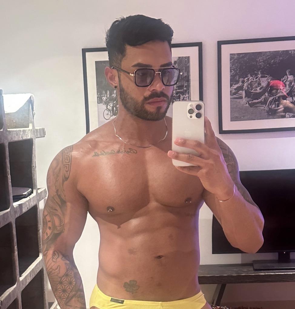 637468532: Chico busca chica en Madrid