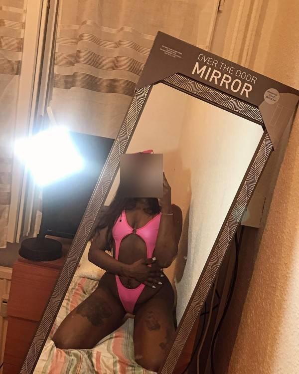 Chica busca chico en Castellón: 