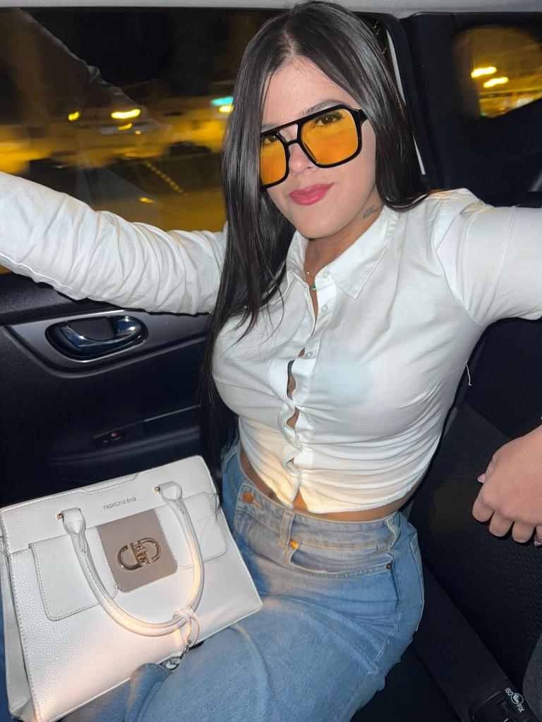 Chica busca chico en Barcelona: 